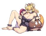  1girl bare_shoulders barefoot blonde_hair blue_eyes bowsette bracelet breasts cleavage clenched_teeth collar commentary_request crown genderswap genderswap_(mtf) hamada_yoshikazu highres horns jewelry large_breasts legs looking_at_viewer mario super_mario_bros. new_super_mario_bros._u_deluxe nintendo ponytail sharp_teeth short_hair simple_background smile spiked_anklet spiked_armlet spiked_bracelet spiked_collar spikes super_mario_bros. tail teeth white_background 