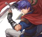  1boy blue_eyes blue_hair cape fire_emblem fire_emblem:_souen_no_kiseki gloves headband ike kokouno_oyazi looking_at_viewer male_focus nintendo short_hair solo sword weapon white_background 