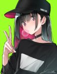  1girl artist_name bangs baseball_cap black_hair black_shirt blush bubble_blowing chewing_gum green_background hand_up hat highres long_hair looking_at_viewer original rinku_(rin9) shirt sidelocks signature simple_background solo t-shirt v violet_eyes 