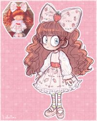  1990s_(style) 1991 1girl bag blue_eyes bow dress fashion flower food food-themed_bag food_print formal fruit full_body hair_bow hair_ornament linterteatime lirika_matoshi long_dress long_sleeves mini_person minigirl orange_hair pink_bow pink_dress pink_footwear retro_artstyle strawberry_shortcake_(1991) strawberry_shortcake_(copyright) strawberry_shortcake_(sbsc) 