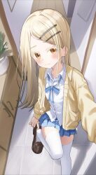  1girl blonde_hair blue_ribbon blue_skirt blush brown_footwear cabinet closed_mouth collared_shirt doka_l door dot_nose foot_out_of_frame gakuen_idolmaster hair_ornament hairclip highres idolmaster indoors jacket light_smile long_hair long_sleeves looking_at_viewer miniskirt neck_ribbon open_clothes open_jacket parted_bangs pleated_skirt pocket ribbon shinosawa_hiro shirt skirt solo standing standing_on_one_leg thigh-highs white_shirt white_thighhighs yellow_eyes yellow_jacket zettai_ryouiki 