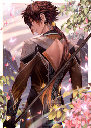  1boy artist_name back_cutout black_gloves brown_hair bug butterfly clothing_cutout commentary earrings eyeliner falling_petals formal gem genshin_impact gloves gradient_hair hair_tie highres jewelry laovaan long_sleeves looking_at_viewer looking_back low_ponytail makeup male_focus multicolored_hair orange_eyes petals polearm red_eyeliner shoulder_blades single_earring smile solo suit tassel tassel_earrings vision_(genshin_impact) weapon zhongli_(genshin_impact) 