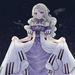  1girl bare_shoulders blue_eyes bow brooch chinese_commentary closed_mouth commentary_request curtsey detached_sleeves dot_nose dress eyelashes feet_out_of_frame gown grey_hair hair_bow jewelry lace-trimmed_sleeves lace_trim layered_dress lipstick long_dress long_hair looking_at_viewer makeup miracle_nikki monochrome_symphony_(miracle_nikki) musical_note musical_note_print nikki_(series) piano_print pink_lips puffy_short_sleeves puffy_sleeves purple_bow purple_dress short_sleeves sidelocks sky sleeveless sleeveless_dress smile solo staff_(music) standing star_(sky) starry_sky starry_sky_background starry_sky_print treble_clef wavy_hair white_dress white_sleeves youzi_xia 