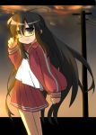  bad_id black_eyes black_hair glasses izumi_konata kurokona long_hair lucky_star mole sunset suzumiya_annko 