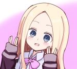  1girl :d abigail_williams_(fate/grand_order) bangs blonde_hair blue_eyes blush bow collared_shirt commentary_request cosplay fate/grand_order fate_(series) forehead gradient gradient_background hands_up jacket kujou_karasuma long_hair long_sleeves looking_at_viewer open_mouth parted_bangs pink_background pink_bow purple_jacket salute shinjou_akane shinjou_akane_(cosplay) shirt sleeves_past_wrists smile solo ssss.gridman vulcan_salute white_background white_shirt 