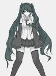  1girl angry black_legwear black_skirt cell_(acorecell) closed_mouth collared_shirt detached_sleeves flat_color green_eyes green_hair green_neckwear grey_background hatsune_miku long_hair looking_at_viewer necktie pleated_skirt shirt simple_background skirt thigh-highs very_long_hair vocaloid white_shirt wing_collar zettai_ryouiki 