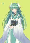  1girl bangs detached_sleeves eyebrows_visible_through_hair fate/grand_order fate_(series) floating_hair green_background green_eyes green_hair hair_between_eyes hair_ornament highres japanese_clothes kimono kiyohime_(fate/grand_order) long_hair long_sleeves looking_at_viewer obi sash shiny shiny_hair simple_background smile solo standing thigh-highs very_long_hair white_legwear white_sleeves wide_sleeves wkdtmddn5568 
