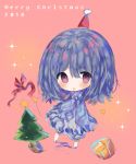  1girl 2018 :o bangs blue_dress blue_hair blush bow box brown_background chibi christmas christmas_tree commentary_request cottontailtokki dress gift gift_box hair_between_eyes hat looking_at_viewer merry_christmas original pantyhose parted_lips red_bow red_hat santa_hat shadow solo sparkle star violet_eyes white_legwear 