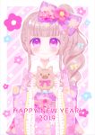  1girl 2019 animal bangs blunt_bangs blush bow braid brown_hair chinese_zodiac closed_mouth commentary_request diagonal-striped_background diagonal_stripes floral_print flower frilled_sleeves frills hair_bow hair_flower hair_ornament himetsuki_luna holding holding_animal japanese_clothes kimono long_hair long_sleeves looking_at_viewer nengajou new_year obi original pig pink_eyes pink_kimono print_kimono purple_bow red_flower sash side_ponytail sidelocks smile solo sparkle striped striped_background upper_body very_long_hair wide_sleeves year_of_the_pig 