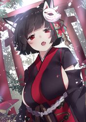  1girl :o absurdres animal_ears azur_lane bangs black_kimono blunt_bangs breasts cat_ears cat_mask commentary_request cotton_kanzaki eyebrows_visible_through_hair fang highres japanese_clothes kimono large_breasts looking_at_viewer mask mask_on_head outdoors red_eyes short_hair sideboob solo torii yamashiro_(azur_lane) 