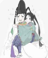  2boys :d androgynous black_hair blue_pants blush carrying carrying_person commentary_request green_eyes green_kimono houjou_tokiyuki_(nige_jouzu_no_wakagimi) japanese_clothes kimono long_hair long_sleeves looking_at_viewer male_focus multiple_boys nige_jouzu_no_wakagimi oshio_(baniniwana) pants sandals side_ponytail sidelocks simple_background size_difference smile socks sparkle suwa_yorishige_(nige_jouzu_no_wakagimi) sweatdrop teeth upper_teeth_only very_long_hair violet_eyes white_background white_socks wide_sleeves 