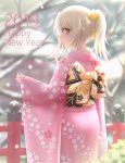  1girl 2019 blonde_hair commentary_request eyebrows_visible_through_hair eyes_visible_through_hair fate_(series) floral_print from_behind happy_new_year highres illyasviel_von_einzbern japanese_clothes kimono long_hair looking_at_viewer looking_back new_year parted_lips pink_kimono ponytail print_kimono red_eyes siraha snow solo wide_sleeves 