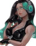  1girl act_(a_moso) aqua_eyes aqua_hair aqua_nails bare_shoulders black_gloves black_hair breasts brown_hair closed_mouth dark_skin fingerless_gloves fingernails furrowed_eyebrows gloves hand_up headphones horizontal_pupils humanization iida_(splatoon) large_breasts lips long_hair looking_at_viewer mole mole_under_mouth multicolored_hair nail_polish pink_pupils red_lips simple_background smile solo splatoon splatoon_(series) splatoon_2 two-tone_hair upper_body very_long_hair white_background zipper_pull_tab 