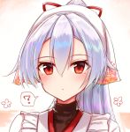  1girl ? black_undershirt blush commentary_request fate/grand_order fate_(series) hair_between_eyes head_scarf kappougi long_hair o_h_miona ponytail red_eyes silver_hair solo speech_bubble spoken_question_mark tenugui tomoe_gozen_(fate/grand_order) turtleneck 
