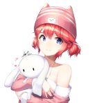  1girl absurdres animal_ears animal_hat bangs bare_shoulders beanie bil-ajeossi blush cat_ears cat_hat closed_mouth collarbone commentary_request dated eyebrows_visible_through_hair hair_between_eyes hat heart highres korean_commentary maplestory object_hug off-shoulder_shirt off_shoulder one_side_up pink_hat pink_shirt redhead shirt short_hair signature simple_background smile solo stuffed_animal stuffed_bunny stuffed_toy upper_body violet_eyes white_background 
