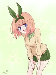  1girl :d bangs blush brown_hair brown_sweater collared_shirt commentary_request eyebrows_visible_through_hair go-toubun_no_hanayome green_background green_hairband green_ribbon green_shirt green_skirt hair_between_eyes hair_ribbon hairband kujou_karasuma leaning_forward long_sleeves looking_at_viewer nakano_yotsuba open_mouth pleated_skirt ribbon shirt signature skirt smile solo star starry_background striped striped_shirt sweater vertical-striped_shirt vertical_stripes violet_eyes 