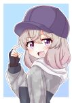  1girl :d absurdres ao_(flowerclasse) baseball_cap commentary eyebrows_visible_through_hair fang fingerless_gloves gloves hat highres hood hoodie looking_at_viewer looking_back silver_hair simple_background skin_fang slow_loop smile solo upper_body violet_eyes yoshinaga_koi 
