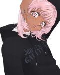  1990s_(style) 1girl bangs black_hoodie dark-skinned_female dark_skin english_commentary grey_nails head_tilt hood hoodie jean_paul_gaultier_(brand) jewelry looking_at_viewer official_art original pink_eyes pink_hair retro_artstyle ring shirt short_hair smile solo thick_lips white_background white_shirt yue_(yung_n_dum_) 