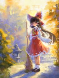  1girl artist_name ascot black_shoes bow broom brown_hair chinese_commentary closed_mouth commentary_request detached_sleeves frilled_bow frilled_hair_tubes frills full_body hair_bow hair_tubes hakurei_reimu hand_on_own_hip highres holding holding_broom long_hair looking_at_viewer mary_janes outdoors red_bow red_eyes red_skirt ribbon-trimmed_skirt ribbon-trimmed_sleeves ribbon_trim shoes skirt skirt_set smile socks solo stairs stone_lantern takerdaze torii touhou white_socks yellow_ascot 
