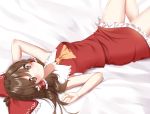  1girl absurdres arm_up ascot bangs bare_arms bare_shoulders bed_sheet blush bow breasts brown_eyes brown_hair commentary eyebrows_visible_through_hair feet_out_of_frame frilled_bow frilled_shirt_collar frills hair_between_eyes hair_bow hair_tubes hakurei_reimu hand_up highres long_hair looking_at_viewer lying medium_breasts miniskirt on_back petticoat red_bow red_shirt red_skirt sarashi shiki_(s1k1xxx) shirt sidelocks skirt sleeveless sleeveless_shirt smile solo thighs touhou yellow_neckwear 