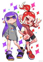  2girls 95mana :d black_shorts double_v grey_sweater hand_on_own_hip inkling inkling_girl inkling_player_character long_hair medium_hair multiple_girls octoling octoling_girl octoling_player_character pointy_ears ponytail print_sweater purple_footwear purple_hair red_eyes red_footwear red_sweater redhead shoes shorts smile sparkle splatoon_(series) splatoon_3 standing standing_on_one_leg sweater tentacle_hair v violet_eyes 