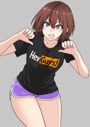  1girl absurdres black_shirt black_t-shirt brand_name_imitation brown_hair clothes_writing fuku_(fuku12290574) highres logo_parody looking_at_viewer open_mouth orange_t-shirt original pointing pointing_at_self pornhub print_shirt shirt short_shorts short_sleeves shorts simple_background smile solo t-shirt thighs violet_eyes 