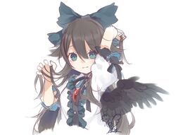  1girl arm_up bangs black_hair black_neckwear black_ribbon black_wings blush bow brooch center_frills eyebrows_visible_through_hair feathered_wings green_bow green_eyes hair_between_eyes hair_bow hand_up hands_in_hair highres jewelry long_hair looking_at_viewer neck_ribbon puffy_short_sleeves puffy_sleeves reiuji_utsuho ribbon shirt short_sleeves signature simple_background solo touhou toutenkou upper_body white_background white_shirt wings 