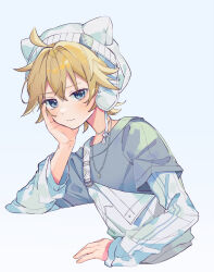  1boy absurdres ahoge alternate_costume blonde_hair blue_eyes blush commentary_request cropped_torso frown grey_background grey_shirt hat head_rest highres kagamine_len looking_at_viewer male_focus overalls sazanami_(ripple1996) shirt short_sleeves simple_background solo undershirt vocaloid white_hat white_overalls white_shirt 