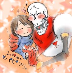  &gt;_&lt; 1boy 1other 2019 2d =_= ambiguous_gender armor blue_sweater brown_hair cape child cropped_torso digital_media double_horizontal_stripe duo flying_sweatdrops frisk_(undertale) gloves hand_on_another&#039;s_shoulder heart heart_in_mouth height_difference horizontal-striped_clothes human humanoid interlocked_fingers male monster monster_boy open_mouth orange_background orange_cape orange_gloves papyrus_(undertale) pink_stripes short_hair simple_background skeleton smile star_(symbol) star_symbol_background striped_clothes striped_sweater sweater teeth text tora_bone two-tone_sweater undead undertale utdr_(toby_fox) white_armor 