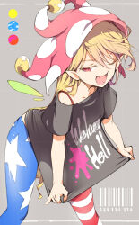  1girl absurdres american_flag_legwear bare_shoulders black_shirt blonde_hair clothes_writing clownpiece collarbone cosplay fairy_wings hat hecatia_lapislazuli hecatia_lapislazuli_(cosplay) highres ichizen_(o_tori) jester_cap long_hair looking_at_viewer off-shoulder_shirt off_shoulder one_eye_closed open_mouth polka_dot red_eyes shirt short_sleeves simple_background smile solo star_(symbol) star_print t-shirt touhou wings 