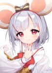  1girl animal_ears bangs black_bow blush bow closed_mouth collared_shirt commentary_request eyebrows_visible_through_hair fingernails frilled_sleeves frills granblue_fantasy hair_bow hair_ornament hairband hairclip hand_up long_sleeves looking_at_viewer mouse_ears red_bow red_eyes red_hairband shirt silver_hair simple_background sleeves_past_wrists solo striped striped_bow tousaki_shiina upper_body v vikala_(granblue_fantasy) white_background white_shirt 