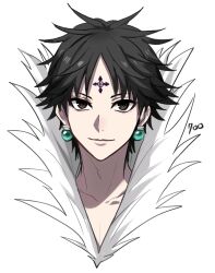  1boy black_eyes black_hair character_name chrollo_lucilfer commentary_request earrings facial_mark forehead_mark fur_trim highres hunter_x_hunter jewelry male_focus napo_(naporittan) portrait smile solo 