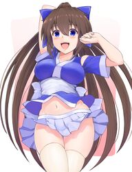  1girl :d absurdres arm_up bangs blue_bow blue_eyes blue_skirt bow breasts brown_background brown_hair collarbone commentary_request eyebrows_visible_through_hair groin hair_bow high_ponytail highres long_hair looking_at_viewer medium_breasts nagasarete_airantou navel obi open_mouth pleated_skirt ponytail sash short_sleeves skindentation skirt smile solo suzu_(nagasarete_airantou) temari_rin two-tone_background upper_teeth very_long_hair white_background white_legwear 