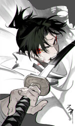  1boy black_hair blood blood_on_face blood_splatter chinese_commentary cloak commentary_request curtained_hair forehead furrowed_brow green_eyes grey_background highres holding holding_sword holding_weapon kagurabachi katana looking_at_viewer male_focus messy_hair scabbard sheath signature solo sword unsheathing upper_body uruha_youji weapon weapon_in_mouth white_cloak yi_(826805607) 