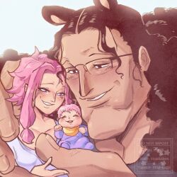  1boy 2girls ^_^ aged_down baby bartholomew_kuma black_hair bluesky_username closed_eyes curly_hair family freckles ginny_(one_piece) glasses highres jewelry_bonney multiple_girls one_piece pink_hair sidelocks size_difference smile starbab00 tumblr_username violet_eyes 