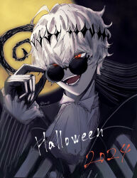  1boy 2924 black_crown crown diamond_hairband gloves highres jacket k_m_g_00 long_sleeves looking_at_viewer male_focus missing_tooth moon pinstripe_jacket pinstripe_pattern pinstripe_suit pinstripe_vest round_eyewear short_hair skeleton_print skully_j._graves smile solo striped_clothes striped_jacket striped_vest suit the_nightmare_before_christmas twisted_wonderland vertical-striped_clothes vertical-striped_vest vest white_hair 