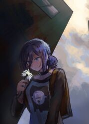  1girl backpack bag black_choker black_shirt blue_eyes blue_hair building chainsaw_man choker closed_mouth clouds cloudy_sky flower grenade_pin grey_shirt hair_bun hashtag-only_commentary highres holding holding_flower lrele7 multicolored_shirt outdoors reze_(chainsaw_man) shirt sky solo white_flower 