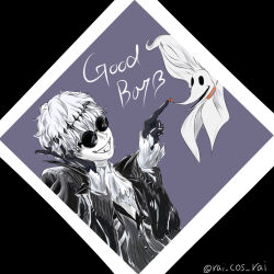  2boys black_crown crown diamond_hairband gloves highres jacket long_sleeves looking_at_viewer male_focus missing_tooth multiple_boys pinstripe_jacket pinstripe_pattern pinstripe_suit pinstripe_vest rai_cos_rai round_eyewear short_hair skeleton_print skully_j._graves smile striped_clothes striped_jacket striped_vest suit sunglasses the_nightmare_before_christmas twisted_wonderland vertical-striped_clothes vertical-striped_vest vest white_hair zero_(nbc) 