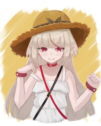  1girl absurdres bare_shoulders belt_collar black_bow black_straps blunt_bangs blush bow bracelet closed_mouth collar collarbone cropped_torso dress grey_hair hair_down hat hat_bow highres jewelry long_hair looking_at_viewer makaino_ririmu makaino_ririmu_(3rd_costume) multicolored_hair nijisanji okamoto_haru pointy_ears red_collar red_eyes red_straps red_streaks shoulder_strap sidelocks sleeveless sleeveless_dress smile solo straight_hair strap_slip straw_hat streaked_hair sundress two-tone_hair virtual_youtuber w_arms white_dress yellow_background 