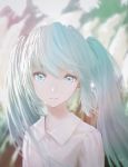  1girl aqua_eyes aqua_hair blurry blurry_background commentary english_text expressionless hatsune_miku highres lips long_hair looking_at_viewer ojay_tkym outdoors parted_lips shirt sidelighting signature solo twintails upper_body vocaloid white_shirt 