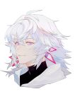  1boy ahoge bishounen butterfly39561 fate/grand_order fate_(series) hair_ornament highres hooded_robe long_hair male_focus merlin_(fate) portrait smile solo turtleneck violet_eyes wavy_hair white_hair 
