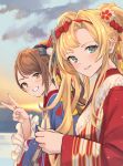  2girls alternate_costume beatrix_(granblue_fantasy) blonde_hair blue_eyes blue_kimono brown_eyes brown_hair clouds commentary_request granblue_fantasy grin hair_ornament hair_ribbon hair_stick highres japanese_clothes kimono light_blush long_hair looking_at_viewer multiple_girls ponytail red_kimono renzu_(lens_02) ribbon smile sunset twintails upper_body v zeta_(granblue_fantasy) 