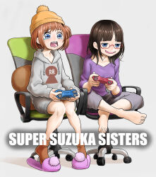  2girls barefoot blue_eyes brown_hair brown_shoes chair character_name commentary_request controller fang full_body funtarunta game_controller grey_background grey_hoodie grey_pants hat highres holding holding_controller holding_game_controller hood hoodie multiple_girls nijisanji orange_hat pants pink_slippers purple_shirt red-framed_eyewear shirt shoes siblings sisters slippers suzuka_utako swivel_chair tearing_up teeth tongue upper_teeth_only virtual_youtuber 