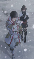  1boy 1other armor asahi_sas_brutus au_ra black_hair black_horns black_scales black_tail blunt_bangs boots bowl_cut closed_eyes commission commissioner_upload final_fantasy final_fantasy_xiv flower gloves hair_flower hair_ornament highres horns hyur japanese_armor japanese_clothes kimono long_hair looking_at_another nozouko red_eyes red_trim sash scales short_hair shoulder_armor skeb_commission snow snowing standing tail thigh_boots walking warrior_of_light_(ff14) yukata 