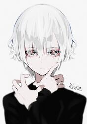  1boy bangs black_hair black_shirt blurry blurry_foreground closed_mouth depth_of_field eyebrows_visible_through_hair grey_background hair_between_eyes hands_up highres hoshizaki_reita long_sleeves looking_at_viewer male_focus original shirt signature silver_hair simple_background solo 