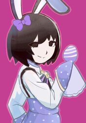  1girl animal_ears bangs black_bow black_eyes black_hair blouse bob_cut bow commentary cotton_1186 easter easter_egg egg empty_eyes from_side hair_bow holding_egg light_smile looking_at_viewer monogatari_(series) oshino_ougi pink_background polka_dot purple_bow purple_skirt rabbit_ears shirt short_hair simple_background skirt sleeves_past_wrists smile solo striped suspenders upper_body white_shirt 