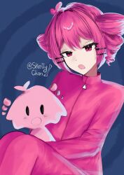 1girl 1other :o antenna_hair artist_name blob chibi chiccha_na_watashi_(synthesizer_v) commentary cuddling dot_nose drill_hair hair_between_eyes hair_ornament hairclip highres jacket kasane_teto long_sleeves looking_at_viewer making-of_available pants pink_eyes pink_hair pink_jacket pink_pants short_hair sidelocks sitting skellychan synthesizer_v turtleneck turtleneck_jacket twin_drills twintails two_side_up utau zipper |_|