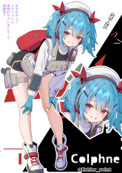  1girl absurdres bag bandaid bandaid_on_knee bandaid_on_leg black_shorts blue_gloves blue_hair character_name colphne_(girls'_frontline_2) commentary girls'_frontline_2:_exilium girls_frontline gloves grin hair_ribbon hat headphones highres leaning_forward leg_holster looking_at_viewer medium_hair red_bag red_eyes red_ribbon ribbon satchel shirt shoes shorts smile solo tesura_(teslamk2) translation_request twintails twitter_username white_hat white_shirt white_shoes zoom_layer 
