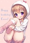  1girl :d bangs blush bow brown_background brown_hair character_name chitosezaka_suzu commentary_request eyebrows_visible_through_hair frilled_shorts frills gochuumon_wa_usagi_desu_ka? hair_between_eyes happy_birthday hood hood_up hooded_jacket hoto_cocoa jacket kneehighs knees_up leg_hug looking_at_viewer no_shoes open_mouth pink_legwear pink_shirt pink_shorts red_bow shirt short_shorts shorts smile soles solo sparkle toeless_legwear violet_eyes white_jacket 