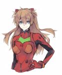  1girl asuna_(doruru-mon) bangs blue_eyes bodysuit breasts brown_hair closed_mouth collar commentary_request eyebrows_visible_through_hair gloves hair_between_eyes hair_ornament hairclip hand_on_hip highres long_hair looking_at_viewer neon_genesis_evangelion pilot_suit plugsuit red_bodysuit simple_background small_breasts smile solo souryuu_asuka_langley turtleneck two_side_up upper_body white_background 
